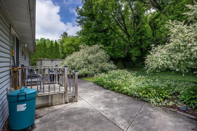 113 Mark Drive, Johnson Creek, WI 53038