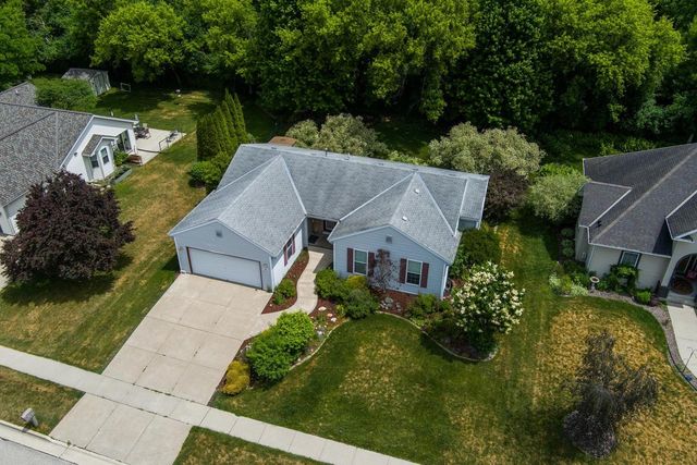 113 Mark Drive, Johnson Creek, WI 53038