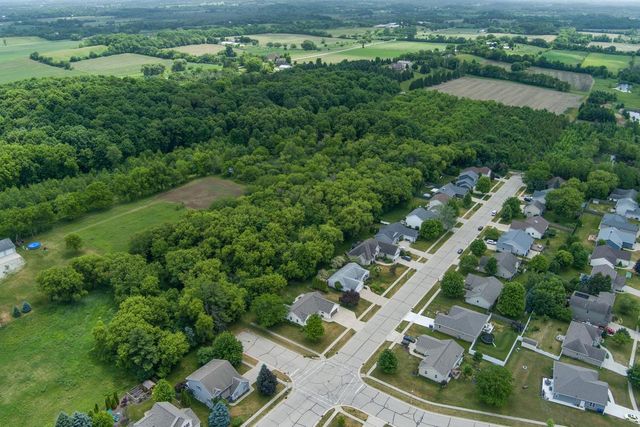 113 Mark Drive, Johnson Creek, WI 53038