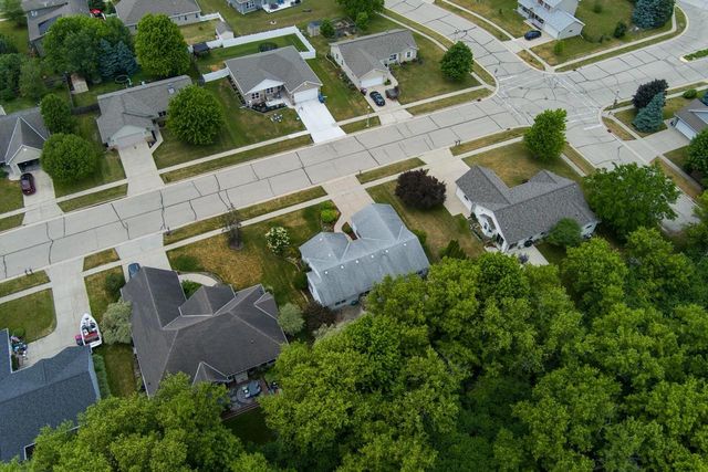 113 Mark Drive, Johnson Creek, WI 53038