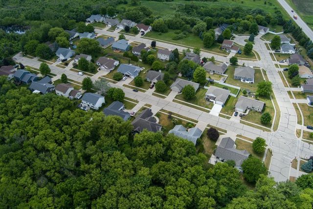 113 Mark Drive, Johnson Creek, WI 53038