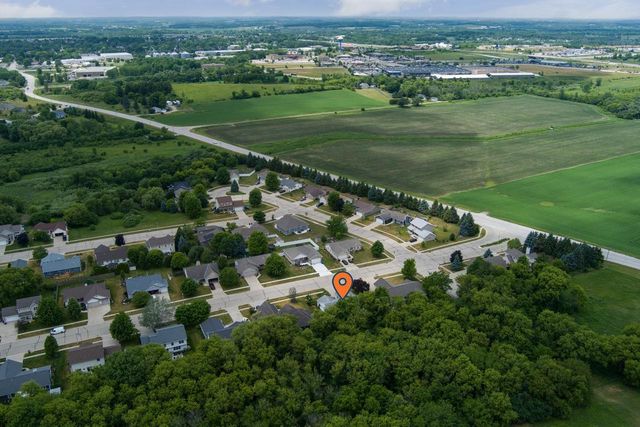 113 Mark Drive, Johnson Creek, WI 53038