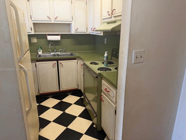 1800 NW 24th Avenue 618, Miami, FL 33125