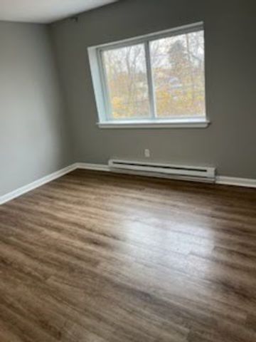 7 Weld St 35, Framingham, MA 01702