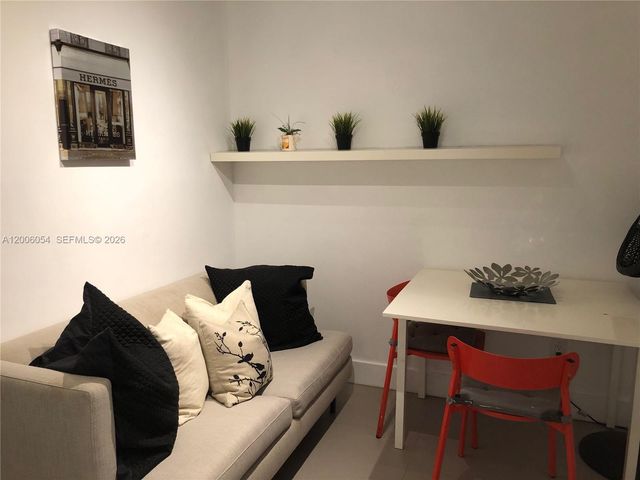 911 Meridian Ave 105, Miami Beach, FL 33139