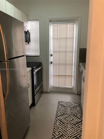 911 Meridian Ave 105, Miami Beach, FL 33139