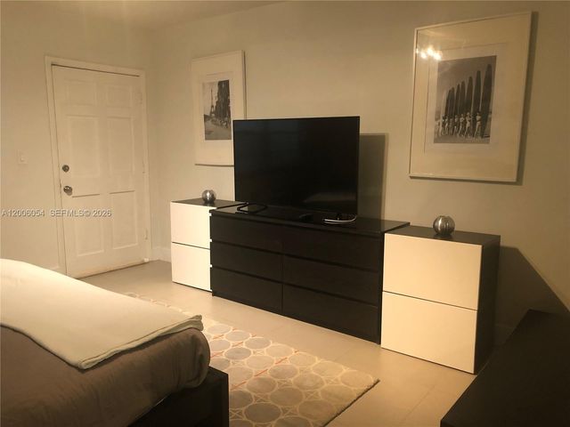 911 Meridian Ave 105, Miami Beach, FL 33139