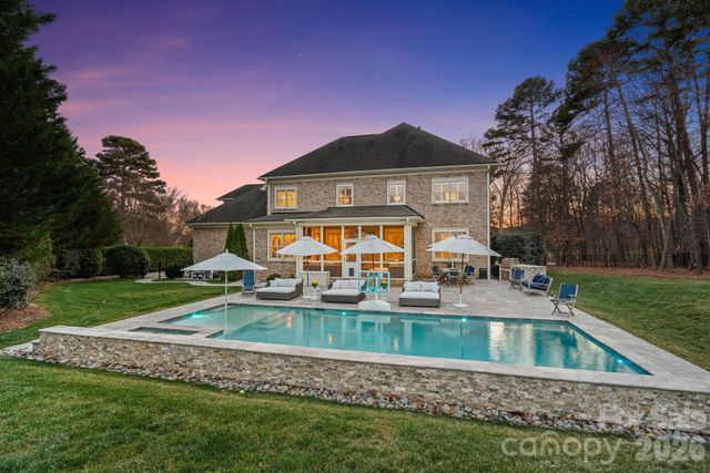 127 Yacht Road, Mooresville, NC 28117