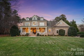 127 Yacht Road, Mooresville, NC 28117