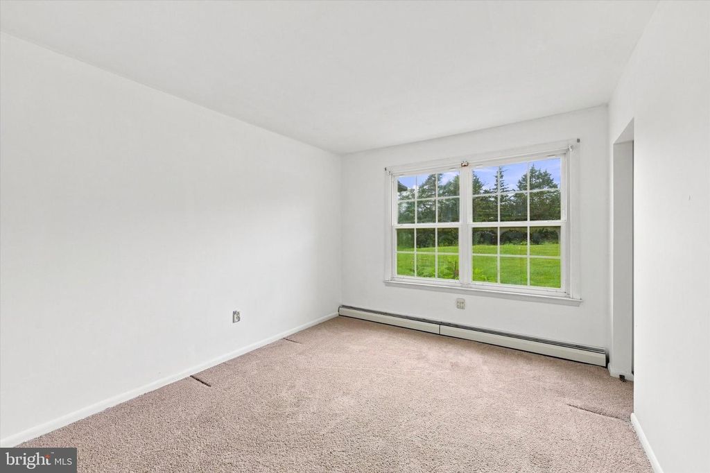 2850 THOMPSON RD, HARLEYSVILLE, PA 19438 — photo 3