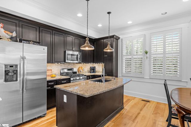 317 W Stone Avenue, Greenville, SC 29609