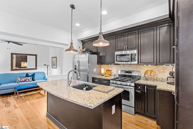 317 W Stone Avenue, Greenville, SC 29609