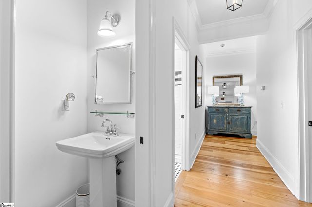 317 W Stone Avenue, Greenville, SC 29609