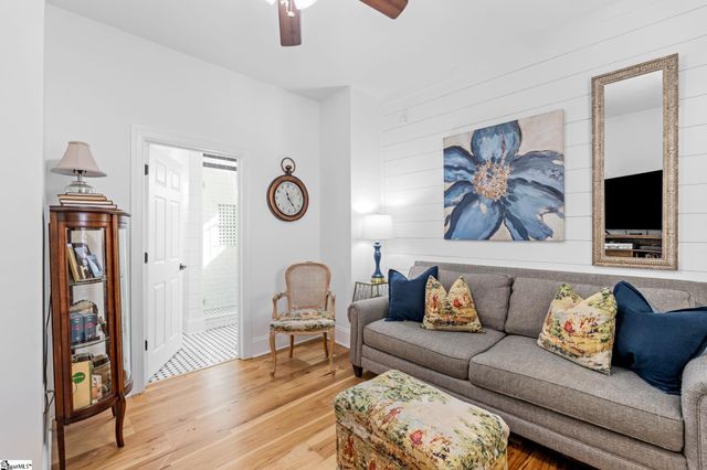 317 W Stone Avenue, Greenville, SC 29609