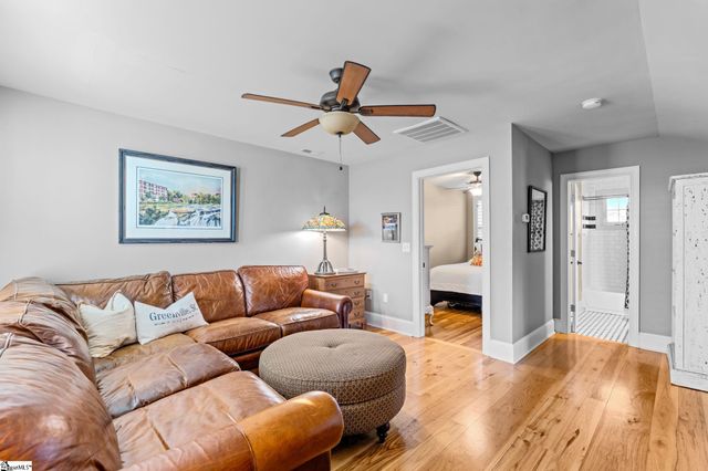 317 W Stone Avenue, Greenville, SC 29609