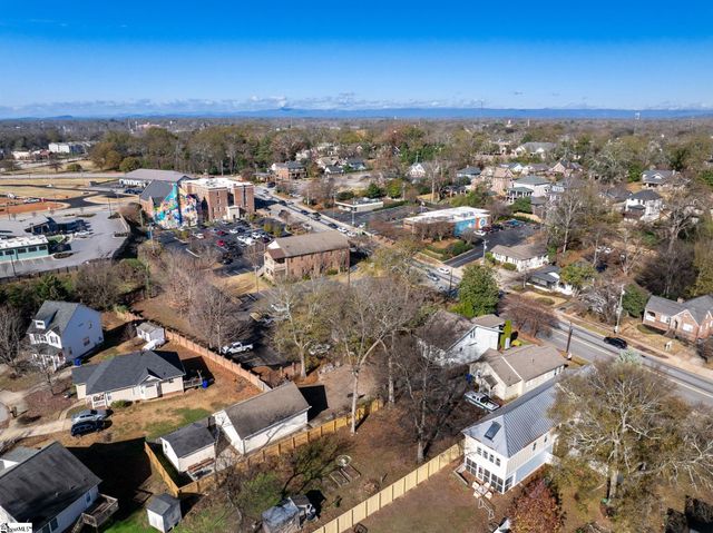 317 W Stone Avenue, Greenville, SC 29609