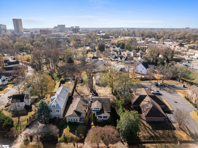 317 W Stone Avenue, Greenville, SC 29609