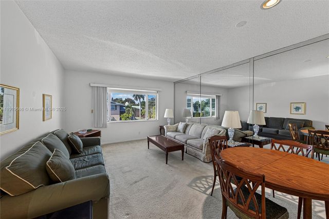 5840 NE 22nd Way 725, Fort Lauderdale, FL 33308