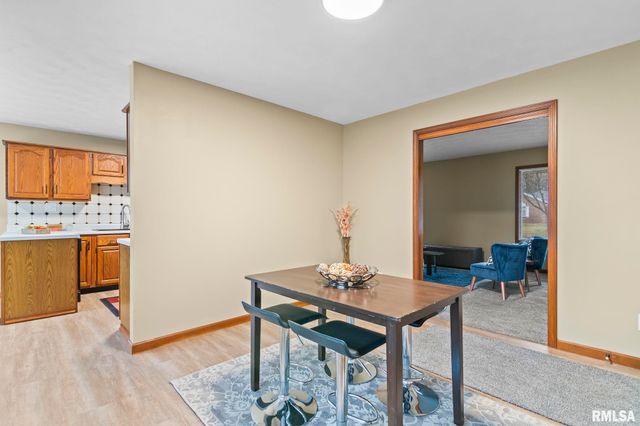 14 Wind Cave Drive, Springfield, IL 62712