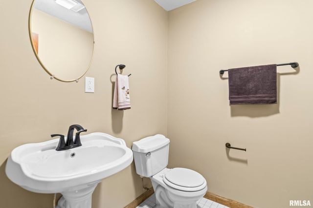 14 Wind Cave Drive, Springfield, IL 62712