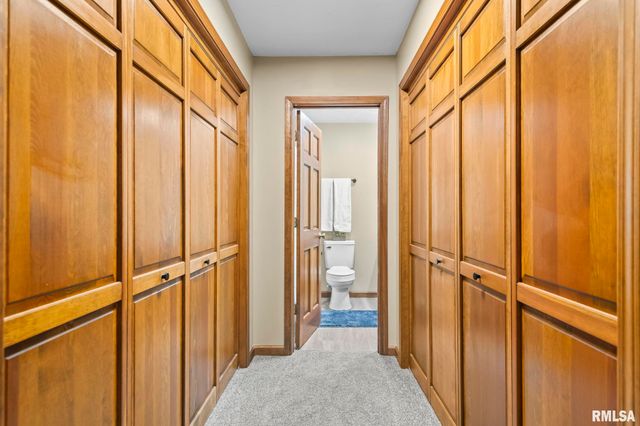 14 Wind Cave Drive, Springfield, IL 62712