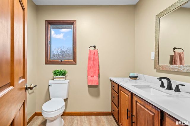 14 Wind Cave Drive, Springfield, IL 62712