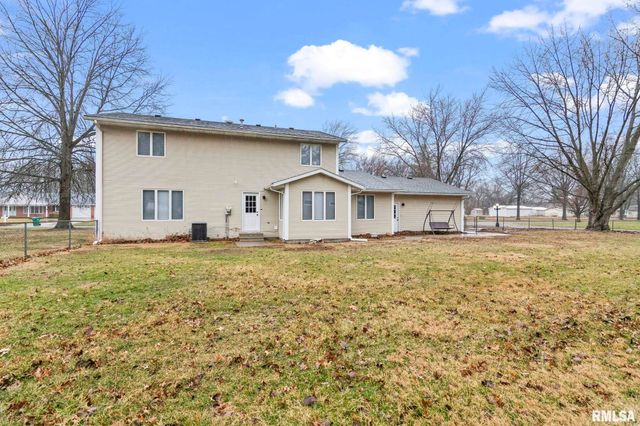 14 Wind Cave Drive, Springfield, IL 62712