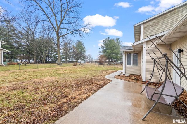 14 Wind Cave Drive, Springfield, IL 62712