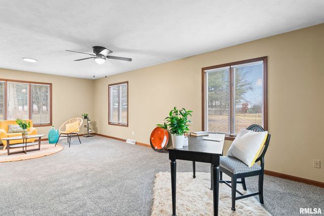 14 Wind Cave Drive, Springfield, IL 62712