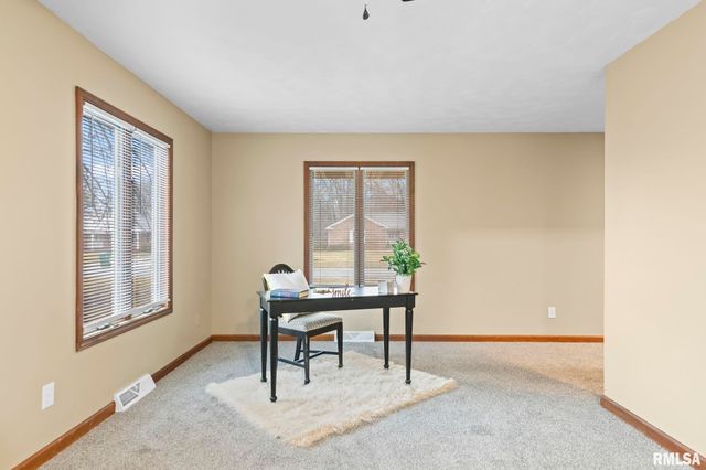 14 Wind Cave Drive, Springfield, IL 62712