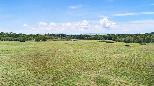 1015 E Church Street, Altus, AR 72821