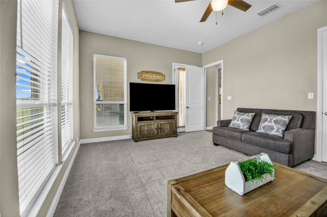 2011 Perkins Lane, Weatherford, TX 76088