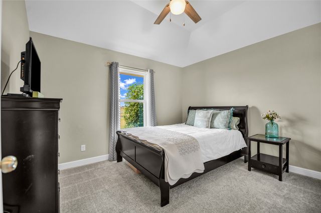 2011 Perkins Lane, Weatherford, TX 76088