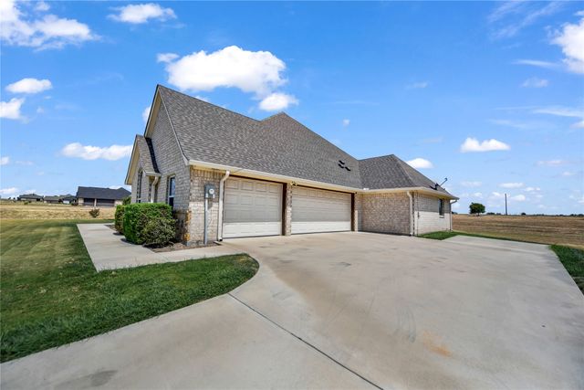 2011 Perkins Lane, Weatherford, TX 76088