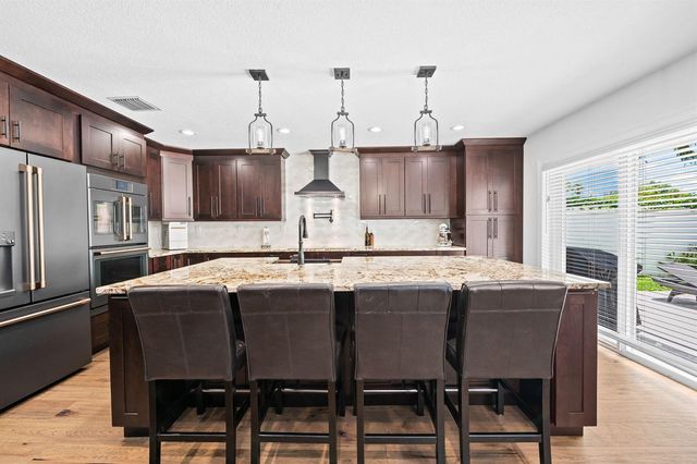 6421 NW 57th Way, Parkland, FL 33067
