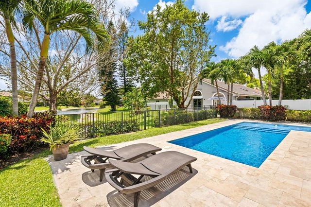 6421 NW 57th Way, Parkland, FL 33067