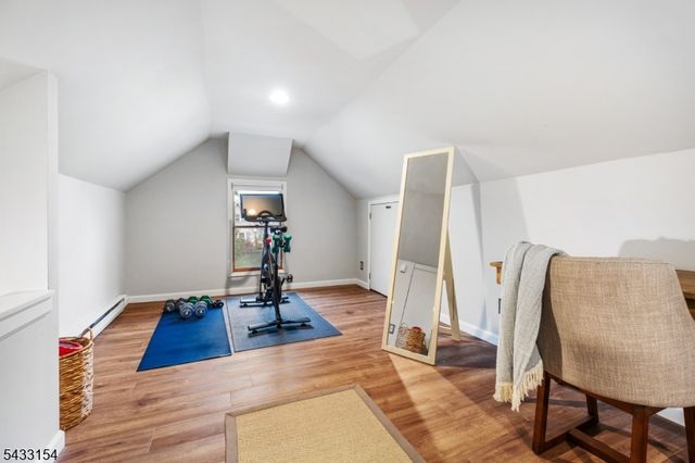 612 Larch Street, Roselle Park Boro, NJ 07204