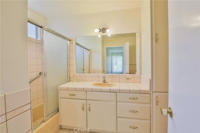 3744 Pine, Long Beach, CA 90807