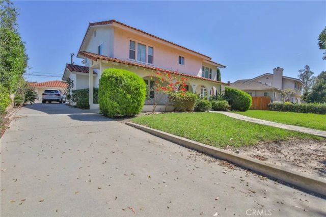 3744 Pine, Long Beach, CA 90807