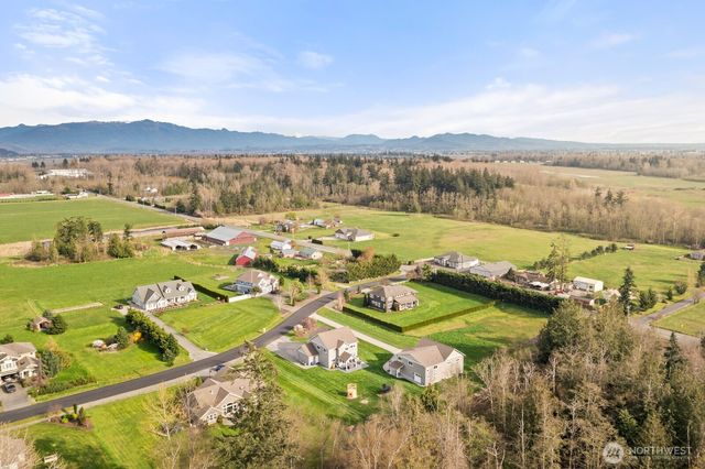 10916 Bay Meadows Lane, Burlington, WA 98233