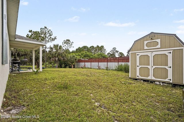 717 Sandpiper Street SW, Palm Bay, FL 32908