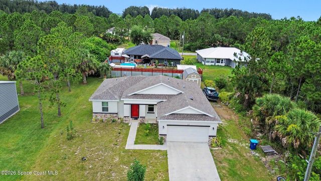 717 Sandpiper Street SW, Palm Bay, FL 32908