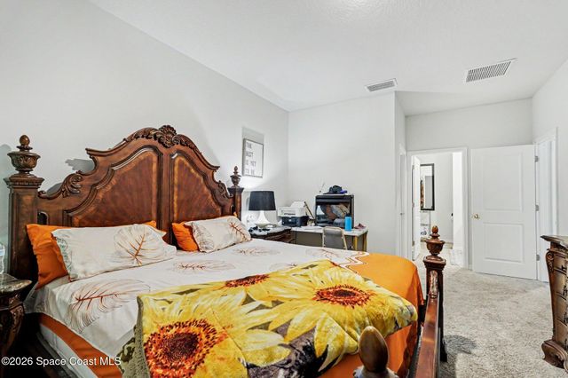 717 Sandpiper Street SW, Palm Bay, FL 32908