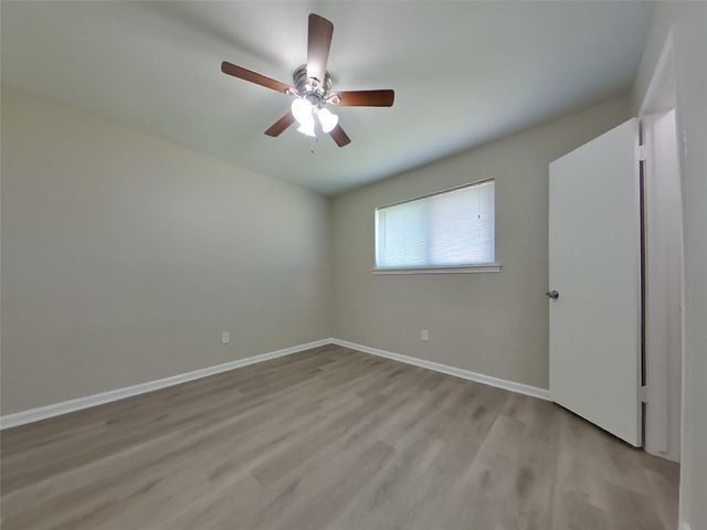 10406 Kirkwren Drive, Houston, TX 77089