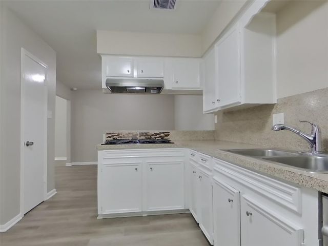 10406 Kirkwren Drive, Houston, TX 77089