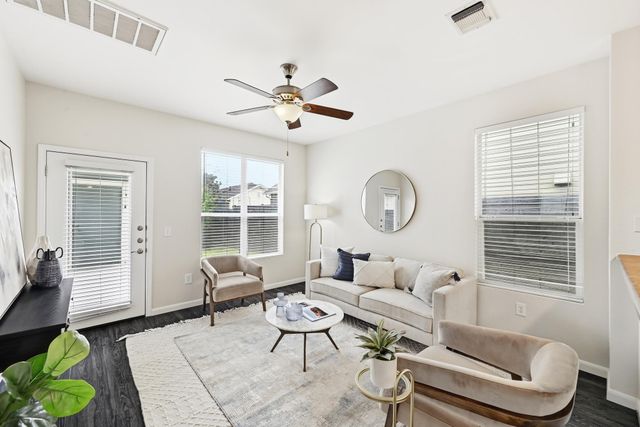 2133 Emma Long ST, Austin, TX 78723