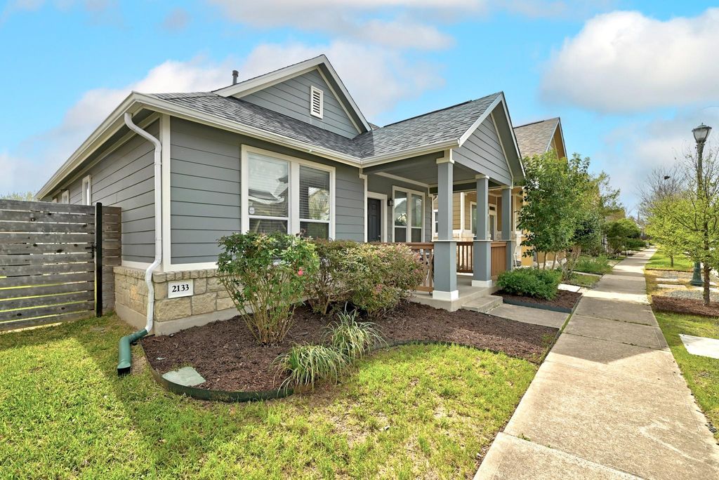 2133 Emma Long ST, Austin, TX 78723