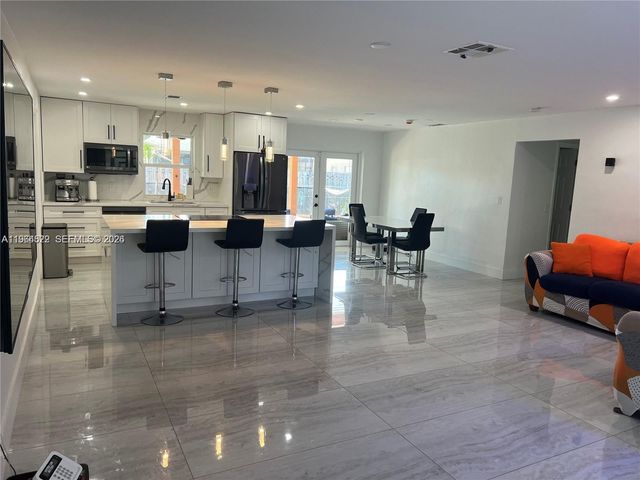 9371 NW 21st Mnr, Sunrise, FL 33322