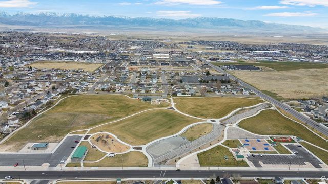 677 E KINGS LNDG, Tooele, UT 84074