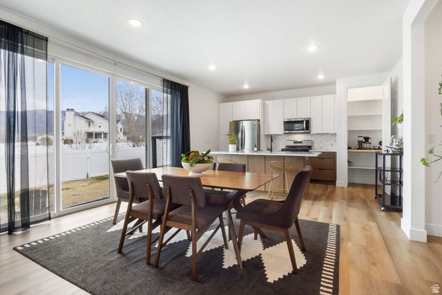 677 E KINGS LNDG, Tooele, UT 84074